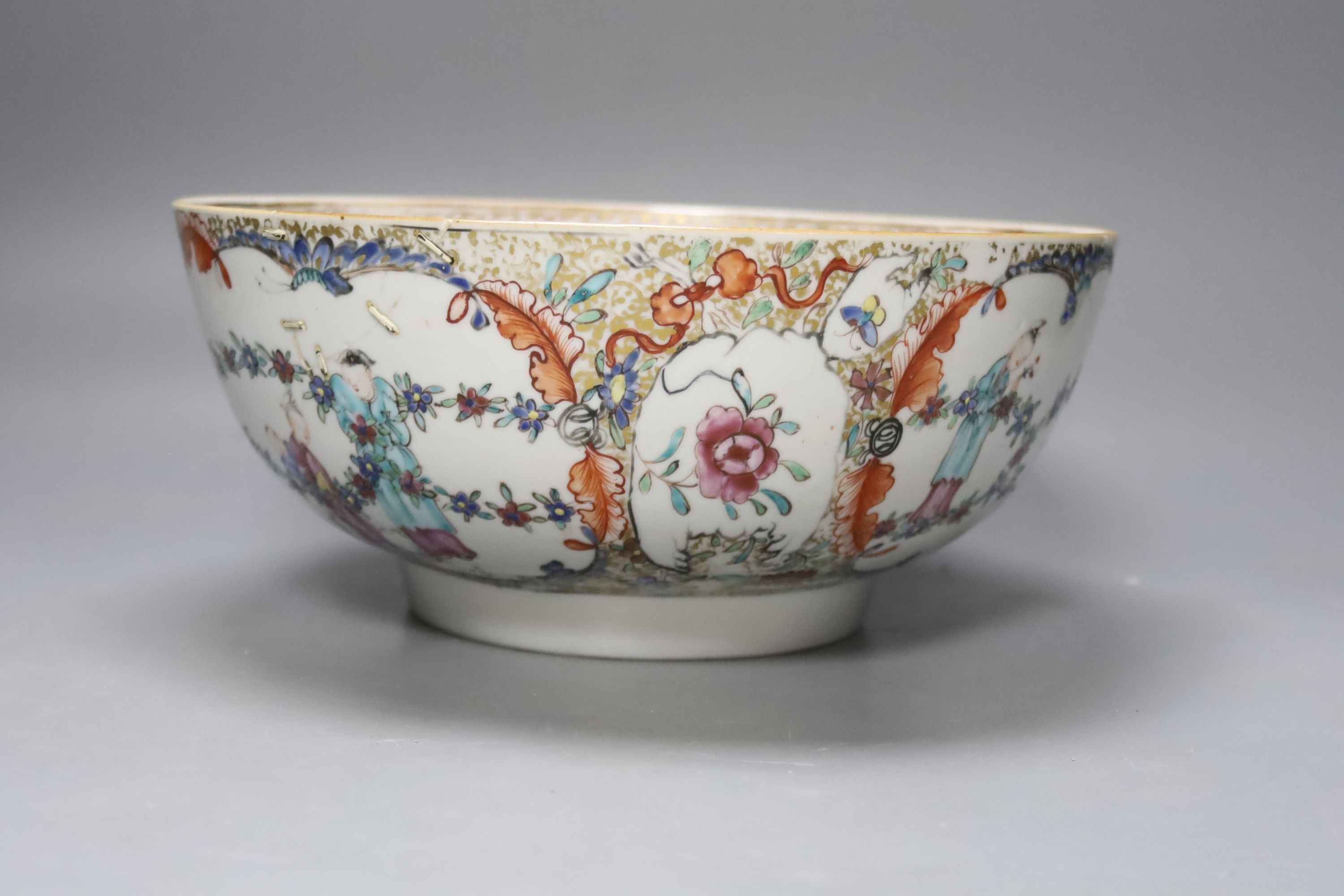 A Chinese blue and white pillow, an 18th century Chinese export bowl, diameter 26cm, and three similar plates